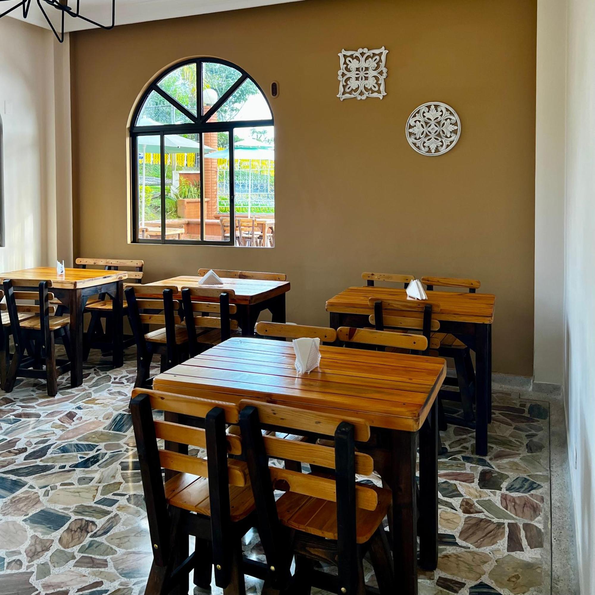 Hotel Casa Confort 산타 로사 데 카발 외부 사진