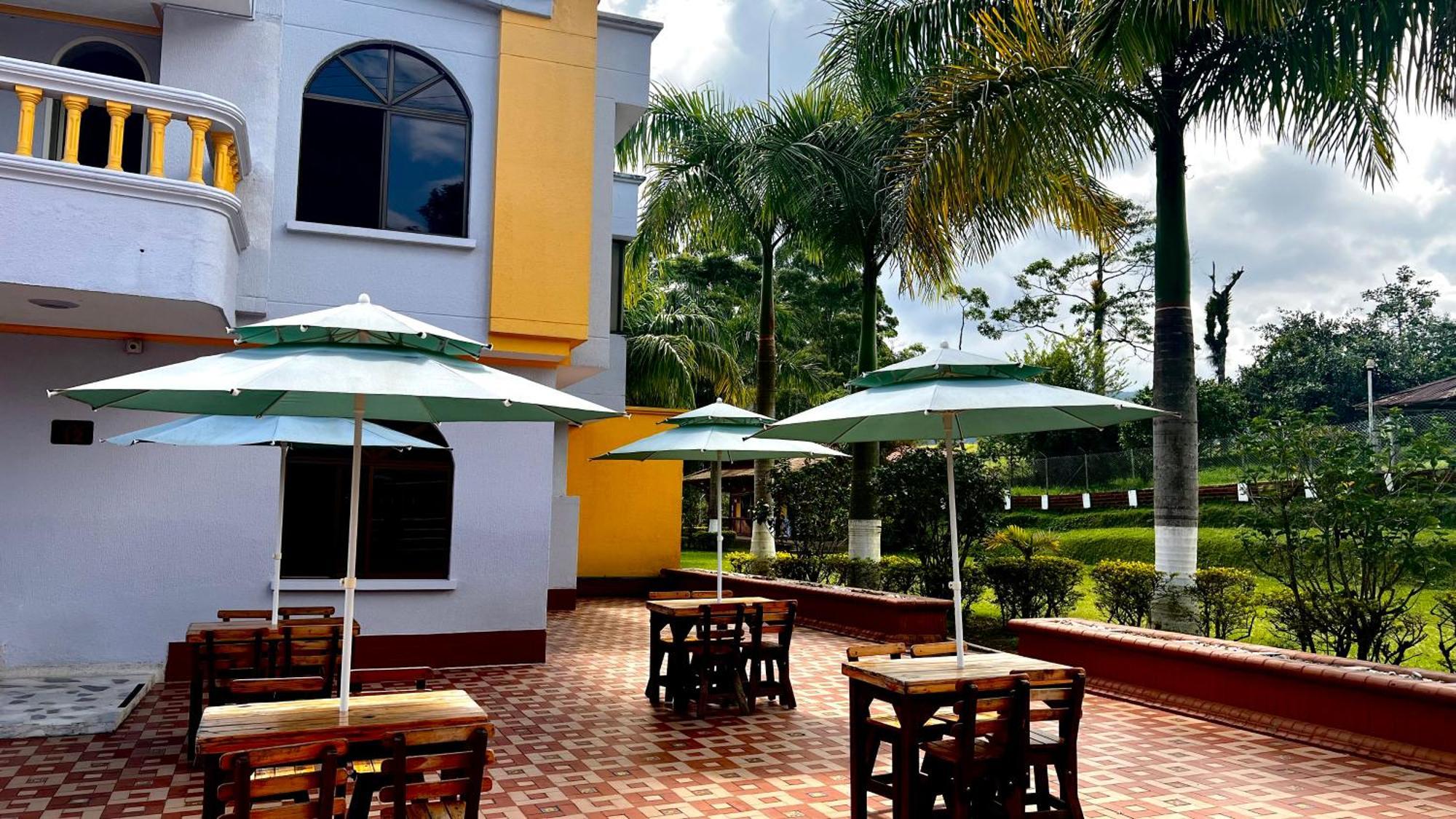 Hotel Casa Confort 산타 로사 데 카발 외부 사진
